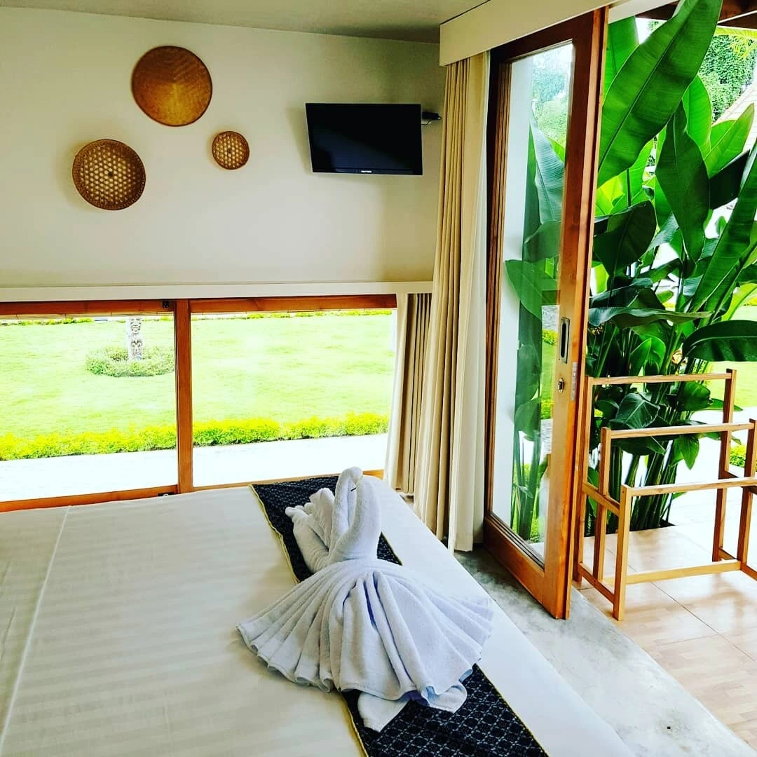 Room 2 Edicha